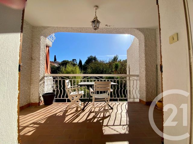 Appartement T3 à vendre - 3 pièces - 63.67 m2 - TOULON - 83 - PROVENCE-ALPES-COTE-D-AZUR - Century 21 Le Mourillon