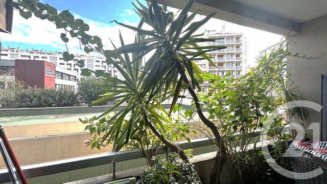 Appartement T4 à vendre - 4 pièces - 73.36 m2 - TOULON - 83 - PROVENCE-ALPES-COTE-D-AZUR - Century 21 Le Mourillon
