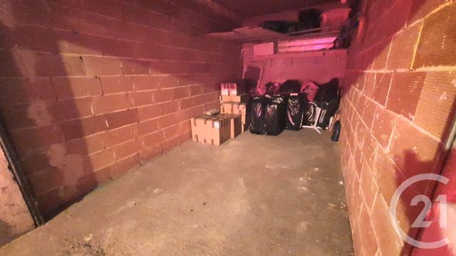 Appartement F4 à vendre - 4 pièces - 76.66 m2 - TOULON - 83 - PROVENCE-ALPES-COTE-D-AZUR - Century 21 Le Mourillon