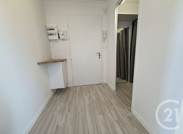 Appartement F3 à louer - 3 pièces - 69.75 m2 - TOULON - 83 - PROVENCE-ALPES-COTE-D-AZUR - Century 21 Le Mourillon