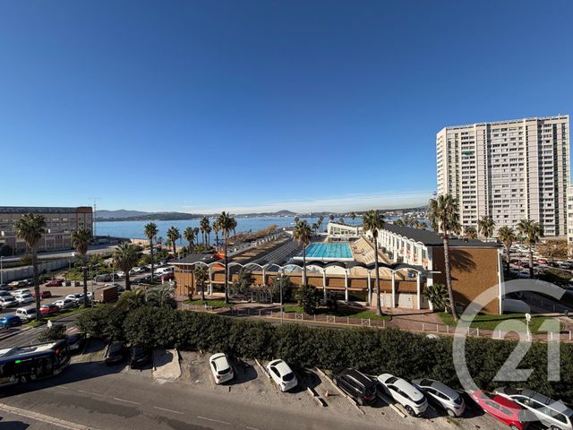 Appartement F3 à louer - 3 pièces - 69.75 m2 - TOULON - 83 - PROVENCE-ALPES-COTE-D-AZUR - Century 21 Le Mourillon