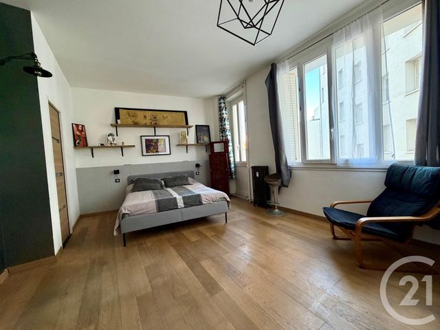 Appartement F5 à vendre - 5 pièces - 113.0 m2 - TOULON - 83 - PROVENCE-ALPES-COTE-D-AZUR - Century 21 Le Mourillon