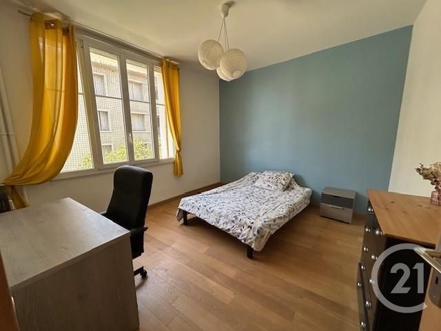 Appartement F5 à vendre - 5 pièces - 113.0 m2 - TOULON - 83 - PROVENCE-ALPES-COTE-D-AZUR - Century 21 Le Mourillon