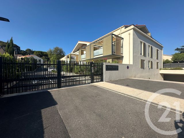 Appartement F3 à louer - 3 pièces - 64.97 m2 - TOULON - 83 - PROVENCE-ALPES-COTE-D-AZUR - Century 21 Le Mourillon