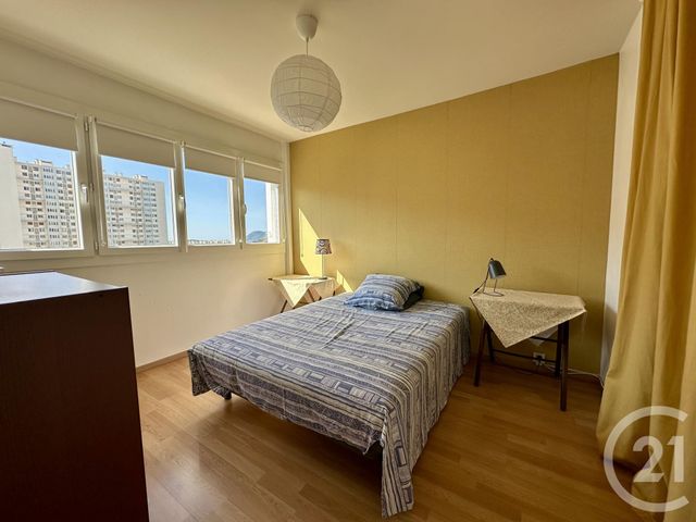 Afficher la photo en grand Appartement à vendre - 3 pièces - 53.2 m2 - TOULON - 83 - PROVENCE-ALPES-COTE-D-AZUR - Century 21 Le Mourillon