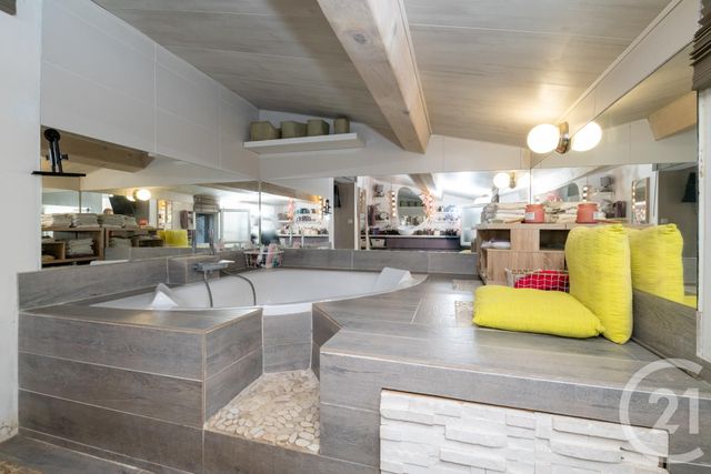 maison à vendre - 6 pièces - 177.81 m2 - OLLIOULES - 83 - PROVENCE-ALPES-COTE-D-AZUR - Century 21 Le Mourillon