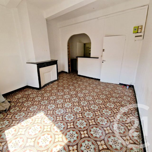 Appartement F1 à vendre - 1 pièce - 25.4 m2 - TOULON - 83 - PROVENCE-ALPES-COTE-D-AZUR - Century 21 Le Mourillon