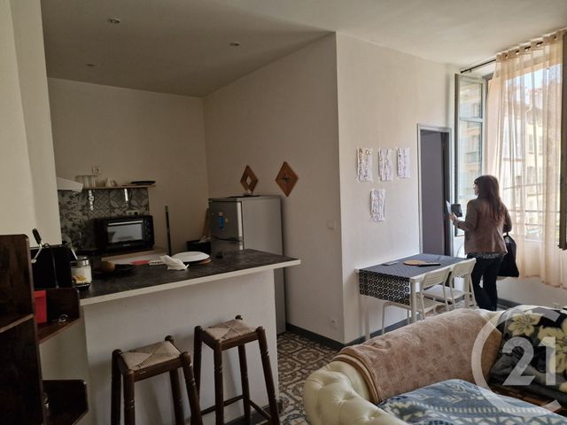 Appartement F3 à vendre - 3 pièces - 41.3 m2 - TOULON - 83 - PROVENCE-ALPES-COTE-D-AZUR - Century 21 Le Mourillon