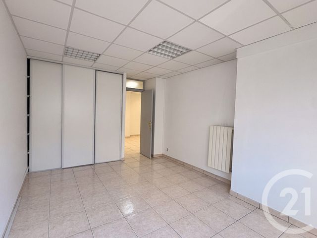 Afficher la photo en grand divers à vendre - 103.0 m2 - TOULON - 83 - PROVENCE-ALPES-COTE-D-AZUR - Century 21 Le Mourillon