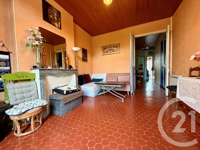Appartement F2 à vendre - 2 pièces - 49.23 m2 - TOULON - 83 - PROVENCE-ALPES-COTE-D-AZUR - Century 21 Le Mourillon