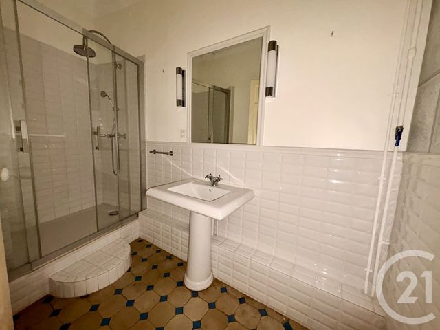 Appartement F3 à vendre - 3 pièces - 63.0 m2 - TOULON - 83 - PROVENCE-ALPES-COTE-D-AZUR - Century 21 Le Mourillon