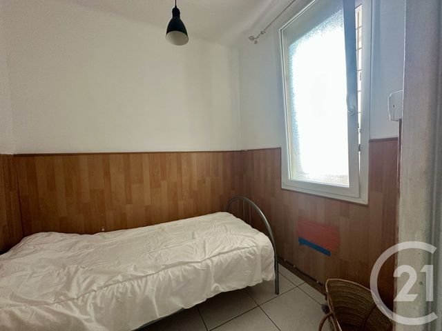 Appartement F1 à vendre - 1 pièce - 24.0 m2 - TOULON - 83 - PROVENCE-ALPES-COTE-D-AZUR - Century 21 Le Mourillon