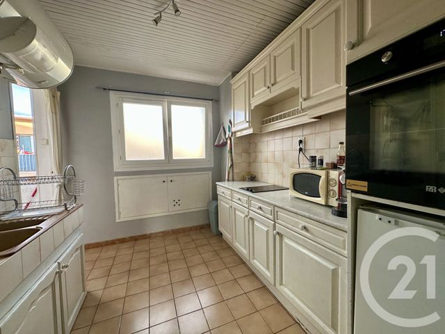 Appartement F3 à vendre - 3 pièces - 55.8 m2 - TOULON - 83 - PROVENCE-ALPES-COTE-D-AZUR - Century 21 Le Mourillon