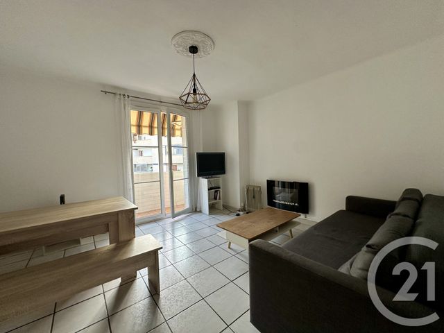Appartement F3 à vendre - 3 pièces - 55.8 m2 - TOULON - 83 - PROVENCE-ALPES-COTE-D-AZUR - Century 21 Le Mourillon