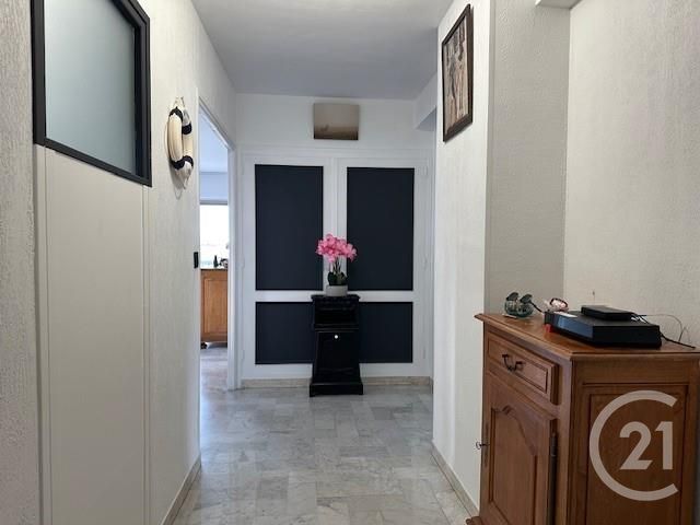 Appartement F4 à vendre - 4 pièces - 101.85 m2 - TOULON - 83 - PROVENCE-ALPES-COTE-D-AZUR - Century 21 Le Mourillon