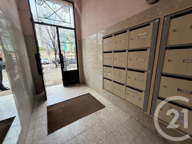 Appartement F5 à vendre - 4 pièces - 96.61 m2 - TOULON - 83 - PROVENCE-ALPES-COTE-D-AZUR - Century 21 Le Mourillon