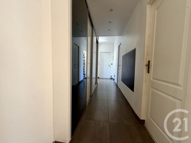 Appartement F5 à vendre - 4 pièces - 96.61 m2 - TOULON - 83 - PROVENCE-ALPES-COTE-D-AZUR - Century 21 Le Mourillon