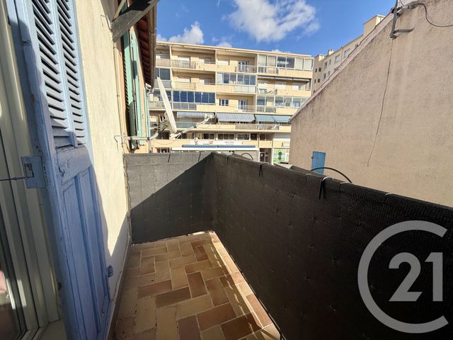 Appartement T4 à vendre - 4 pièces - 80.0 m2 - TOULON - 83 - PROVENCE-ALPES-COTE-D-AZUR - Century 21 Le Mourillon