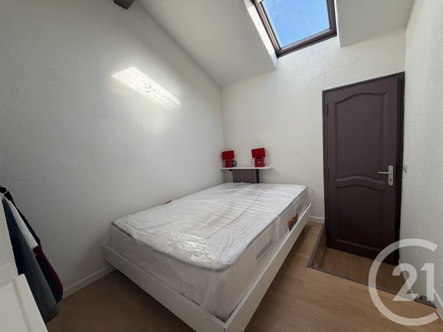 Appartement T4 à vendre - 4 pièces - 80.0 m2 - TOULON - 83 - PROVENCE-ALPES-COTE-D-AZUR - Century 21 Le Mourillon