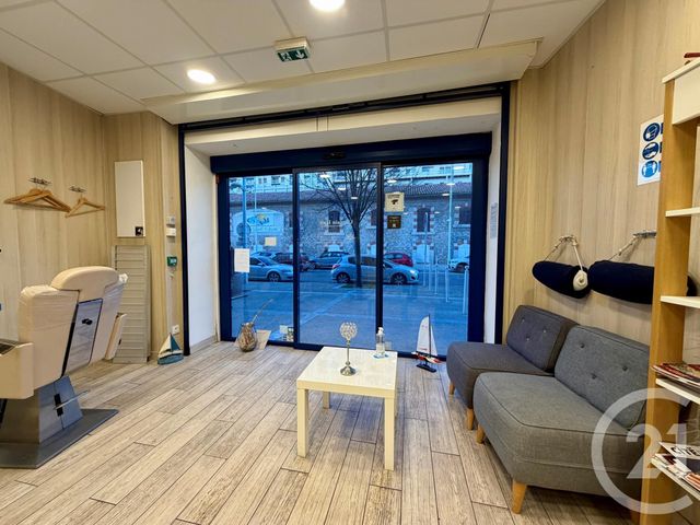 commerce à louer - 47.29 m2 - TOULON - 83 - PROVENCE-ALPES-COTE-D-AZUR - Century 21 Le Mourillon