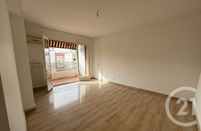 Appartement F2 à vendre - 2 pièces - 50.0 m2 - TOULON - 83 - PROVENCE-ALPES-COTE-D-AZUR - Century 21 Le Mourillon