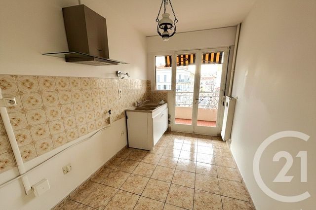 Appartement F2 à vendre - 2 pièces - 50.0 m2 - TOULON - 83 - PROVENCE-ALPES-COTE-D-AZUR - Century 21 Le Mourillon
