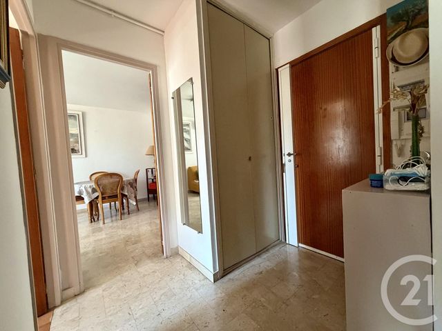 Appartement F2 à vendre - 2 pièces - 41.48 m2 - TOULON - 83 - PROVENCE-ALPES-COTE-D-AZUR - Century 21 Le Mourillon