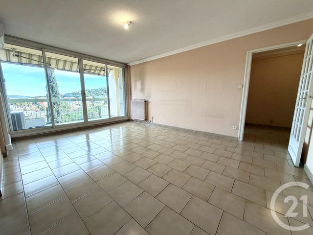 Appartement F5 à vendre - 5 pièces - 99.09 m2 - LA VALETTE DU VAR - 83 - PROVENCE-ALPES-COTE-D-AZUR - Century 21 Le Mourillon