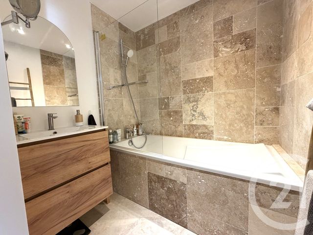 Appartement F4 à vendre - 4 pièces - 90.0 m2 - TOULON - 83 - PROVENCE-ALPES-COTE-D-AZUR - Century 21 Le Mourillon