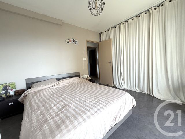 Appartement F4 à vendre - 4 pièces - 90.0 m2 - TOULON - 83 - PROVENCE-ALPES-COTE-D-AZUR - Century 21 Le Mourillon