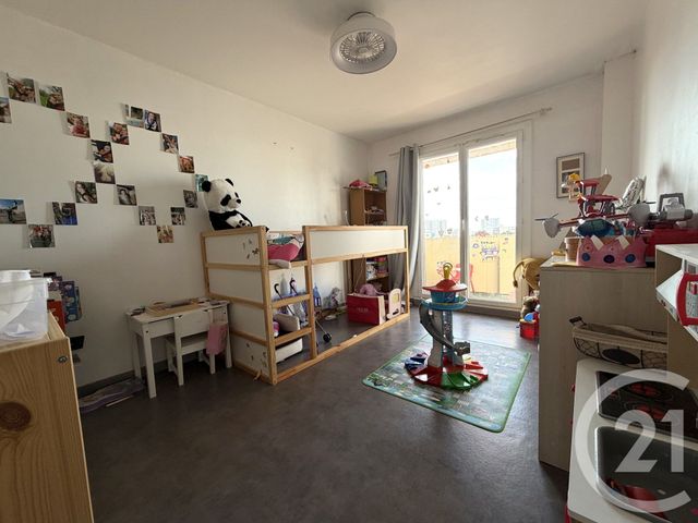 Appartement F4 à vendre - 4 pièces - 90.0 m2 - TOULON - 83 - PROVENCE-ALPES-COTE-D-AZUR - Century 21 Le Mourillon