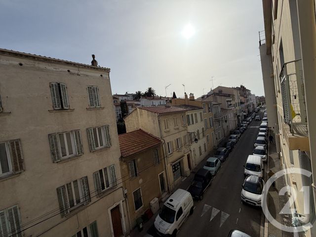 Appartement F2 à vendre - 2 pièces - 36.48 m2 - TOULON - 83 - PROVENCE-ALPES-COTE-D-AZUR - Century 21 Le Mourillon