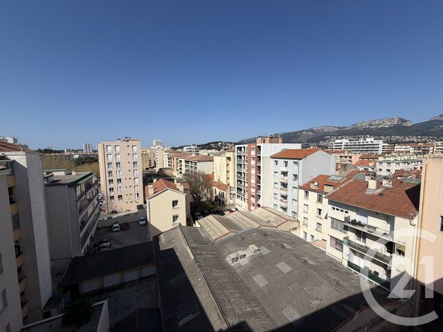 Appartement F2 à vendre - 2 pièces - 41.3 m2 - TOULON - 83 - PROVENCE-ALPES-COTE-D-AZUR - Century 21 Le Mourillon