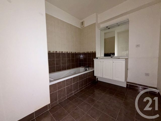 Appartement F2 à vendre - 2 pièces - 41.3 m2 - TOULON - 83 - PROVENCE-ALPES-COTE-D-AZUR - Century 21 Le Mourillon