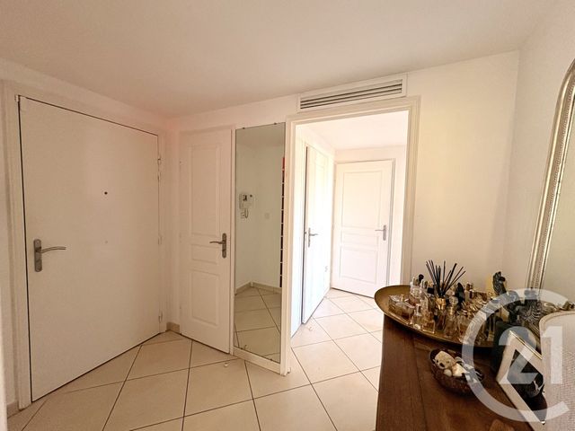 Appartement F3 à vendre - 3 pièces - 66.11 m2 - TOULON - 83 - PROVENCE-ALPES-COTE-D-AZUR - Century 21 Le Mourillon