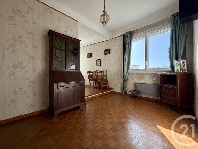 Appartement F4 à vendre - 4 pièces - 90.0 m2 - TOULON - 83 - PROVENCE-ALPES-COTE-D-AZUR - Century 21 Le Mourillon