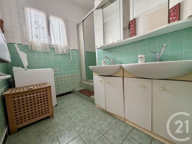 Appartement F4 à vendre - 4 pièces - 90.0 m2 - TOULON - 83 - PROVENCE-ALPES-COTE-D-AZUR - Century 21 Le Mourillon