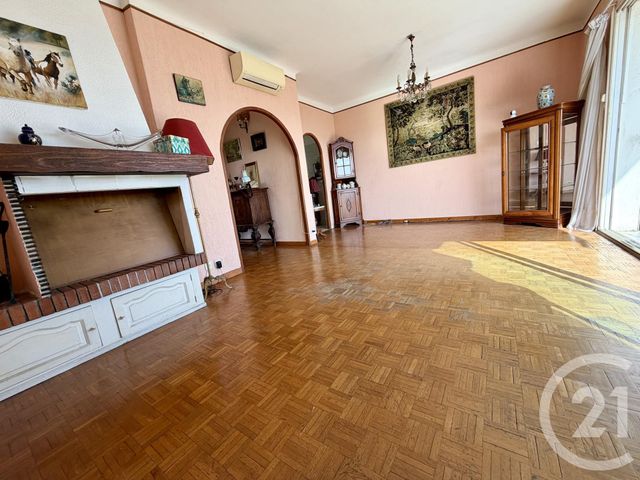 Appartement F4 à vendre - 4 pièces - 90.0 m2 - TOULON - 83 - PROVENCE-ALPES-COTE-D-AZUR - Century 21 Le Mourillon