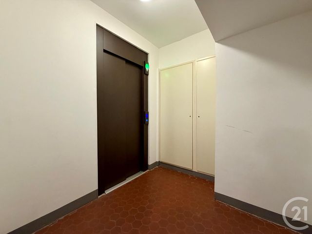 Appartement F4 à vendre - 4 pièces - 99.32 m2 - TOULON - 83 - PROVENCE-ALPES-COTE-D-AZUR - Century 21 Le Mourillon